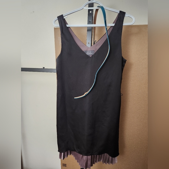 PJK Uma Satin Pleated Dress size S - Picture 2 of 2